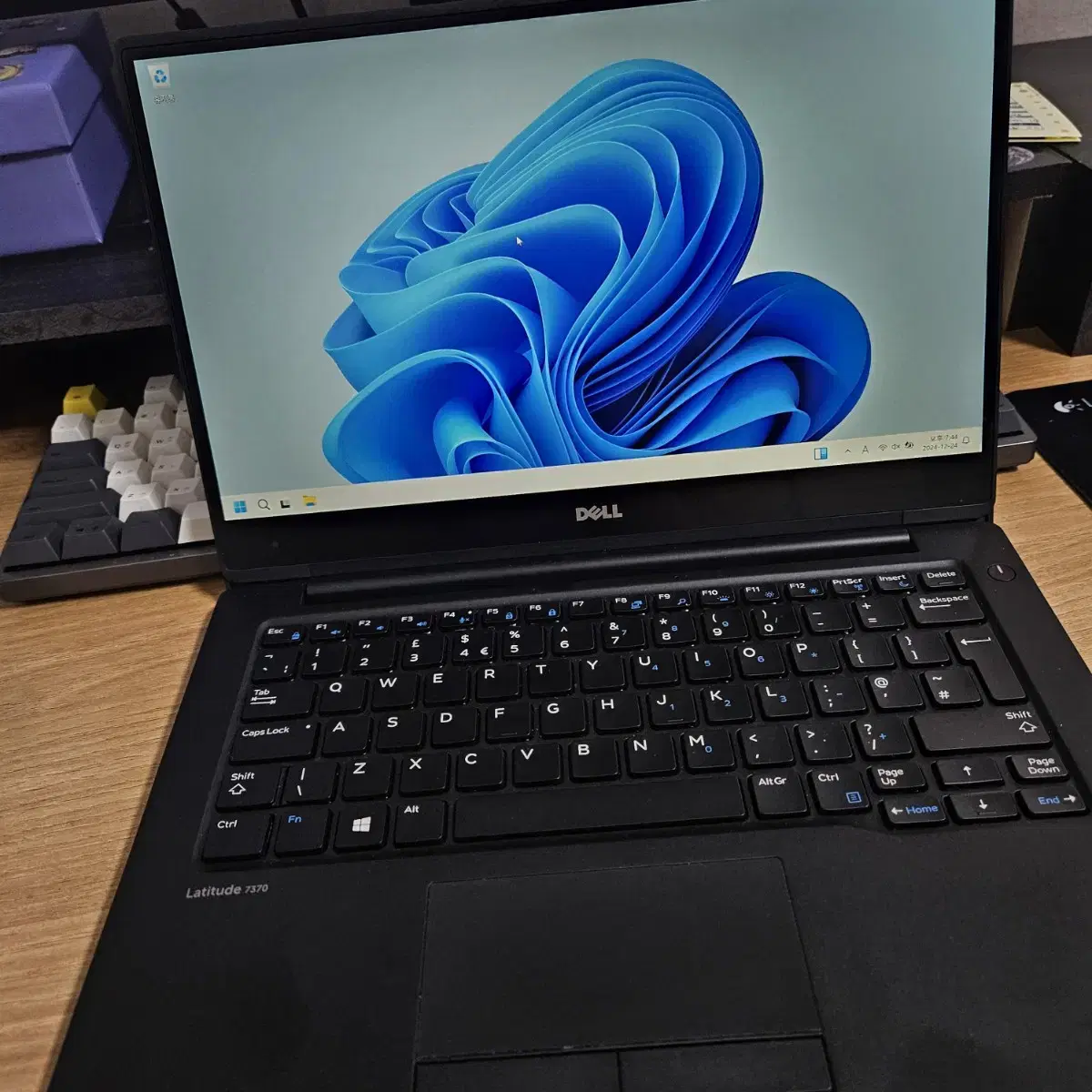 DELL Latitude 7370 노트북